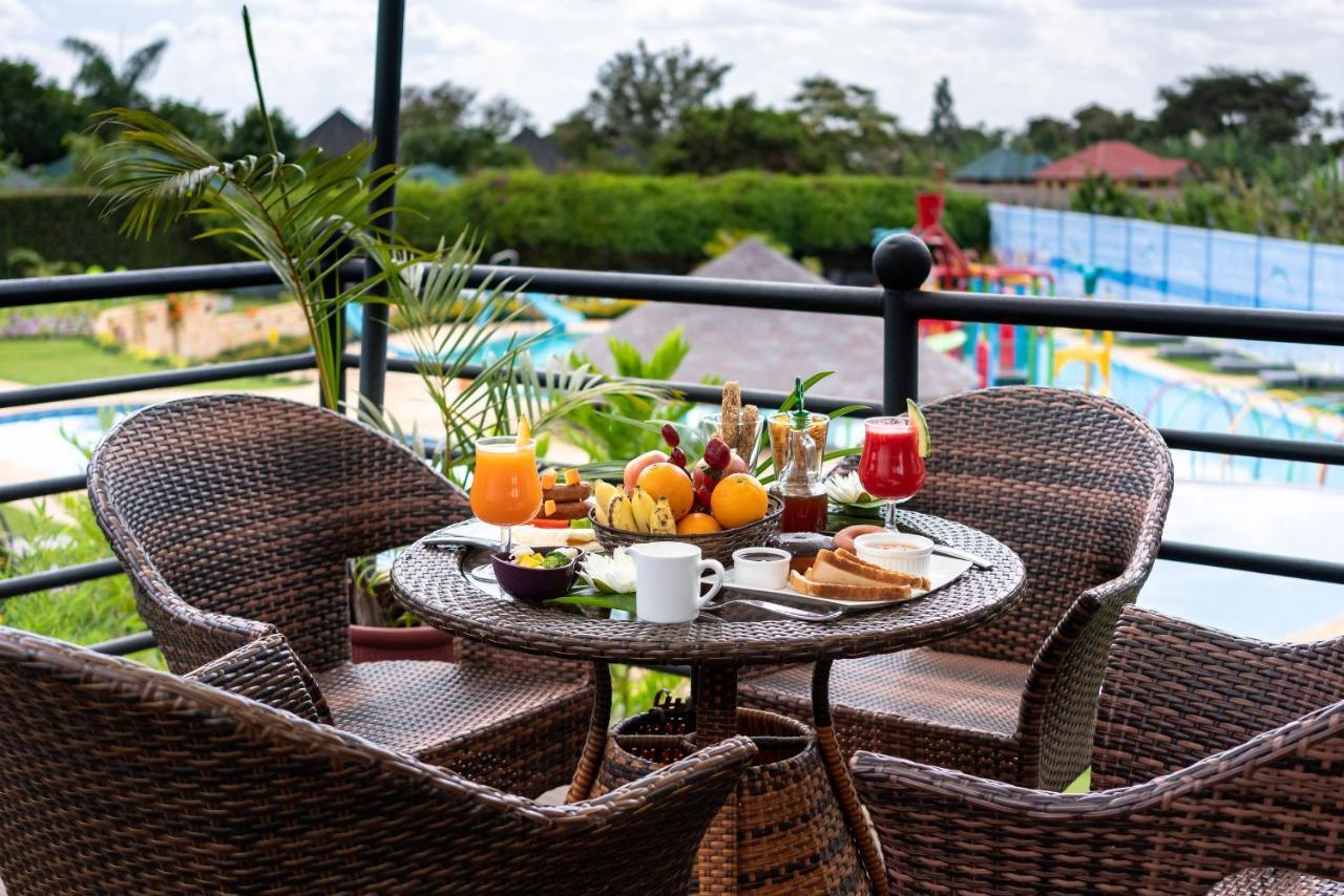 Fun Retreat Resort, Hotel And Ayurveda Spa Αρούσα Εξωτερικό φωτογραφία