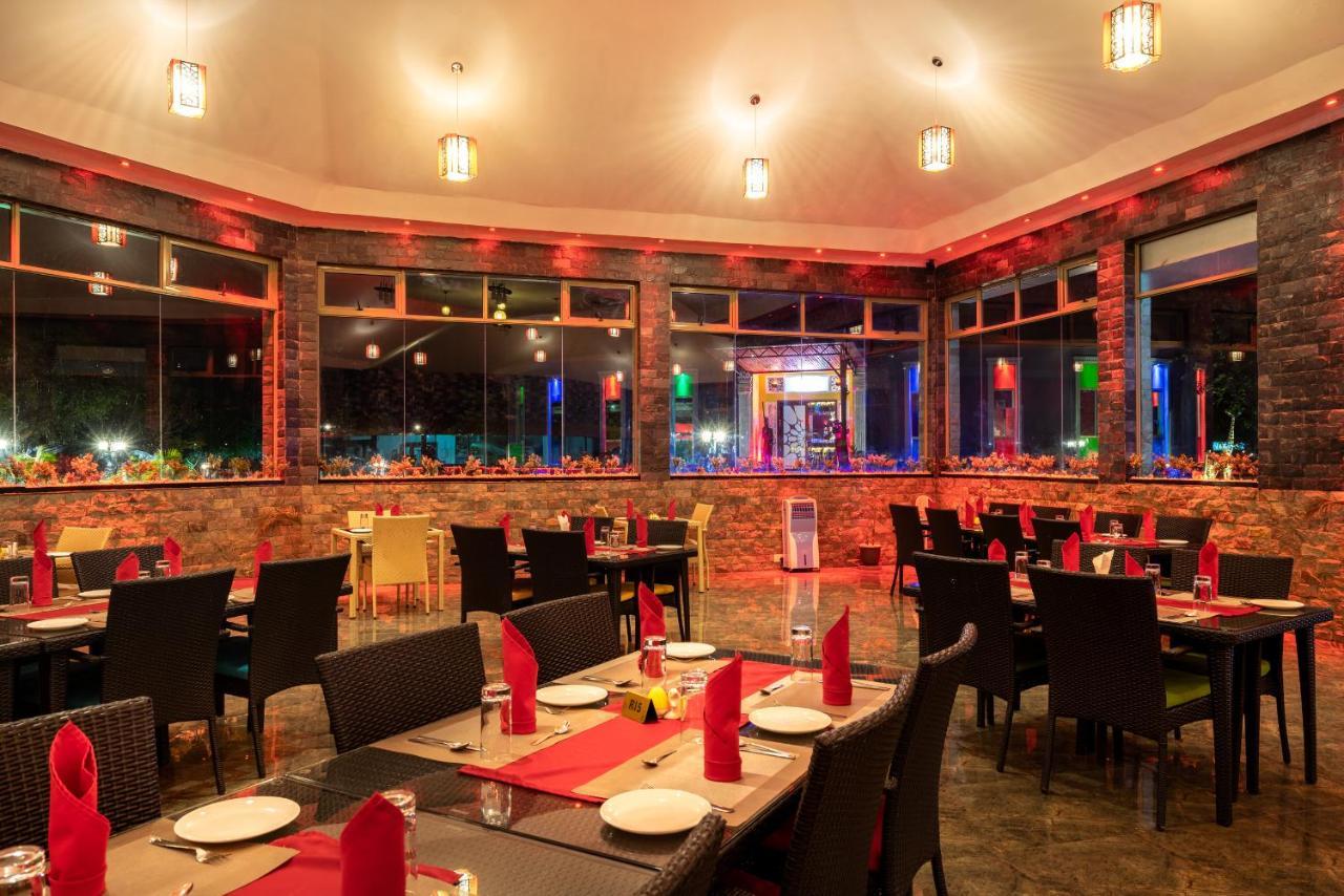 Fun Retreat Resort, Hotel And Ayurveda Spa Αρούσα Εξωτερικό φωτογραφία