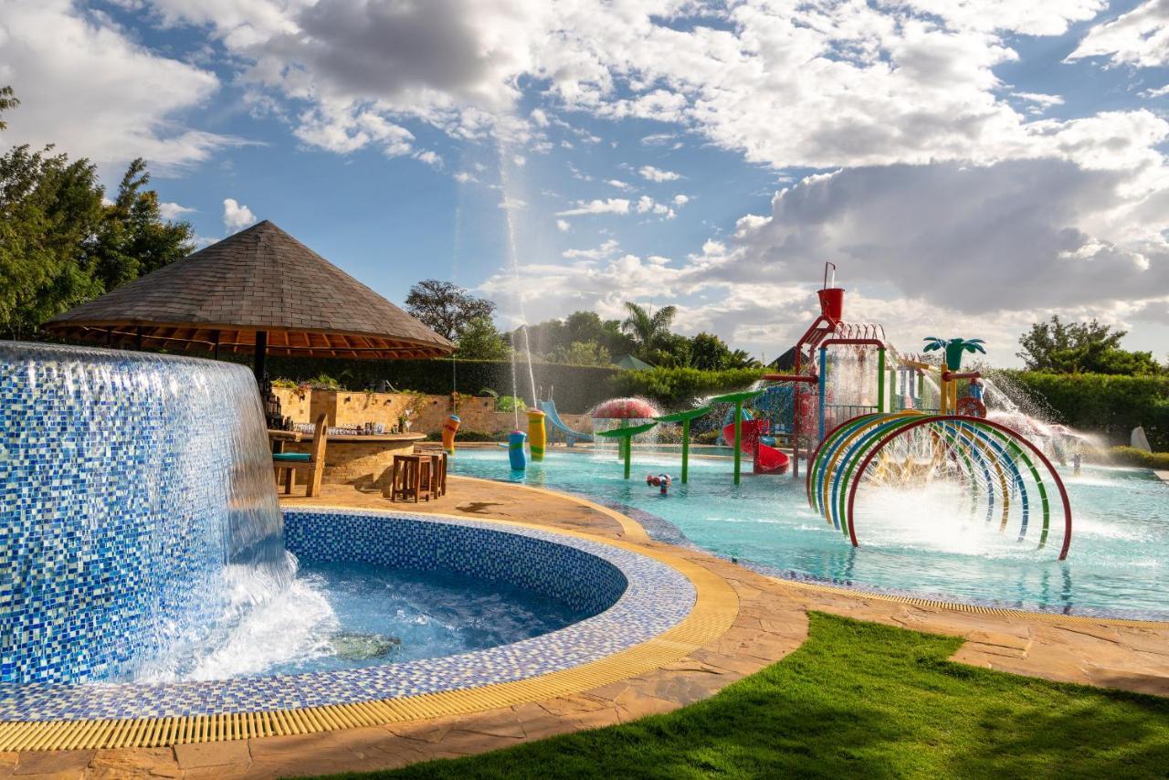 Fun Retreat Resort, Hotel And Ayurveda Spa Αρούσα Εξωτερικό φωτογραφία